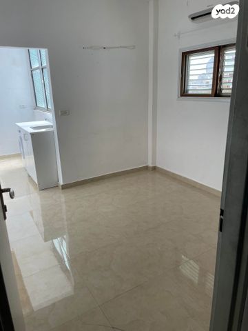 דירה, שמואל הנציב 18, צפון מערב מרכז העיר, נתניה