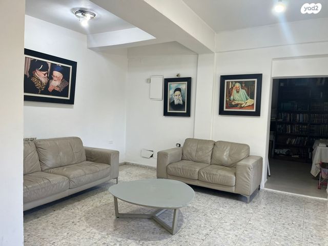 דירת גן, עירית 1, מעוז ציון א', מבשרת ציון