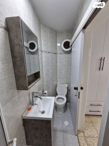 יחידת דיור, סמטת תל חי 5, מרכז הישוב, גני תקווה