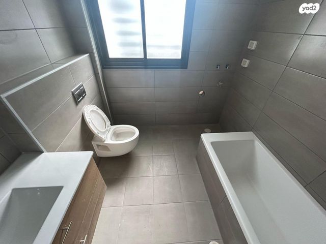 דירה, דרך ששת הימים 11, רחובות הצעירה, רחובות