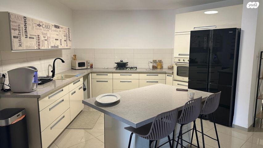 דירה, שמעון דהאן 32, שיכון עובדים, טבריה