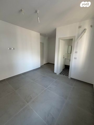 דירה, הגפן 5, כרמי הנדיב, אחוזת רוטנר, קרית מלאכי