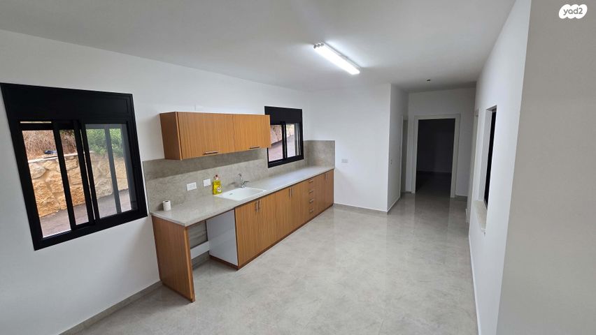 יחידת דיור, שדרות אבא חושי 111, עספיא, עספיא