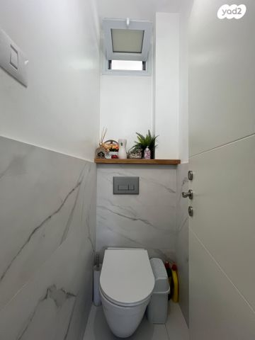 דירה, ביאליק 11, מחנה יהודה, פתח תקווה