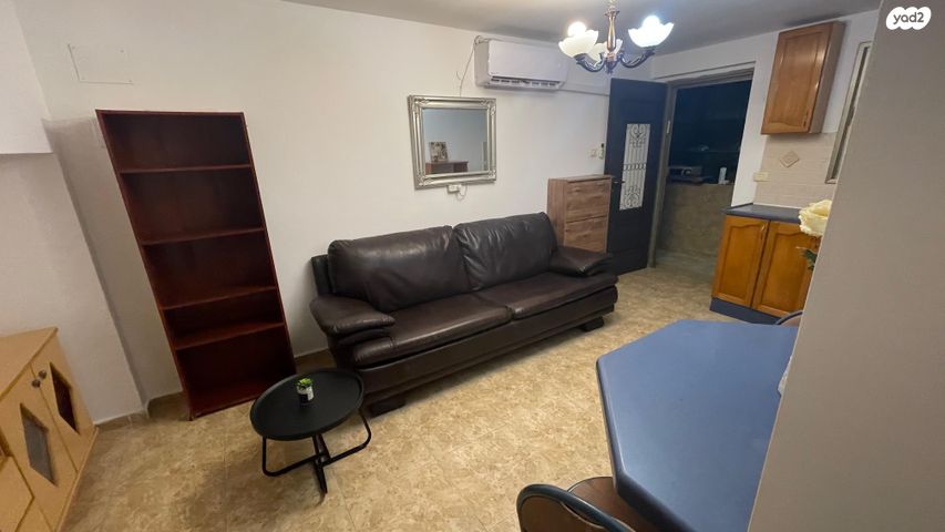 יחידת דיור, פלוגות 8, גולדה, אשקלון