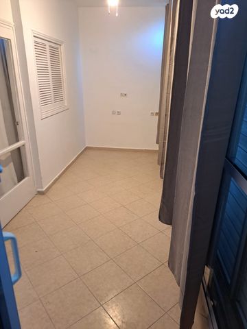 דירה, ויצמן 87, קרית ספיר, כפר סבא