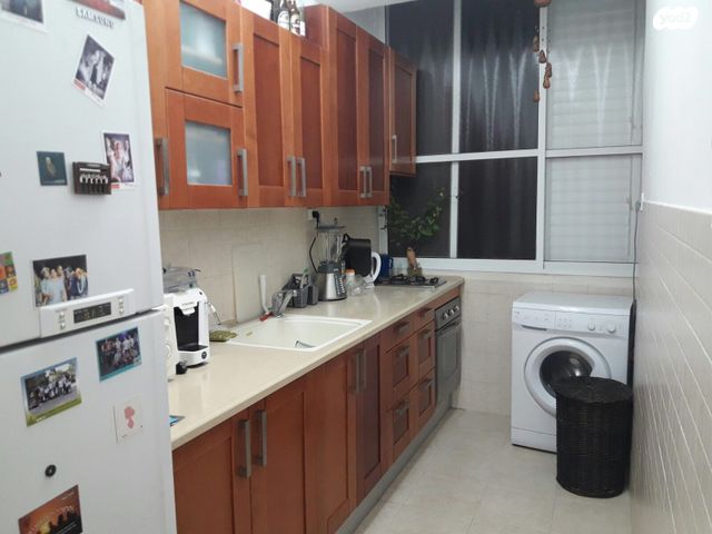 אנצו סירני 26