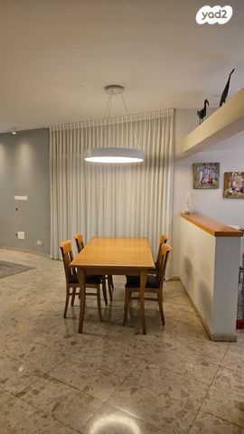 דירה, היוגבים 5, קרית כרמים, ראשון לציון