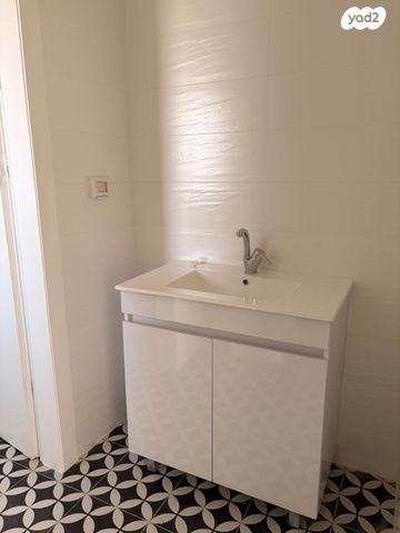 דירה, לאה גולדברג 16, צפון נס ציונה, נס ציונה