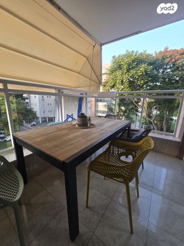 דירה, לח"י 42, הפרפר, קרית ביאליק