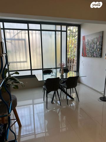 מעלה הצופים 33