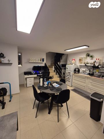 יחידת דיור, העמקים 57, מרכז הישוב, גני תקווה