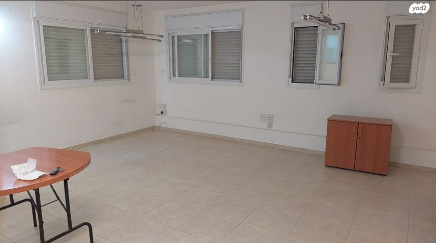 כליל החורש 1