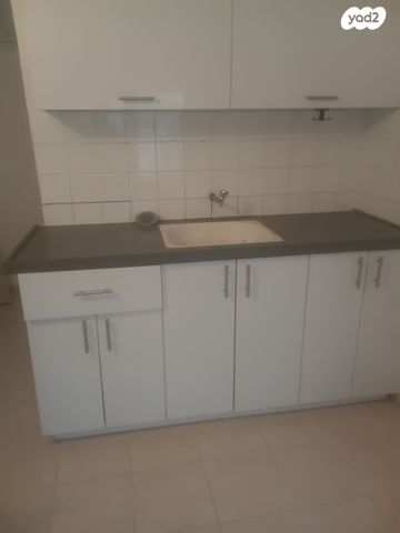 יחידת דיור, בורוכוב 23, נווה רמז, חולון