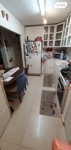 דירה, אלכסנדר רובוביץ' 1, ארמון הנציב, תלפיות מזרח, ירושלים