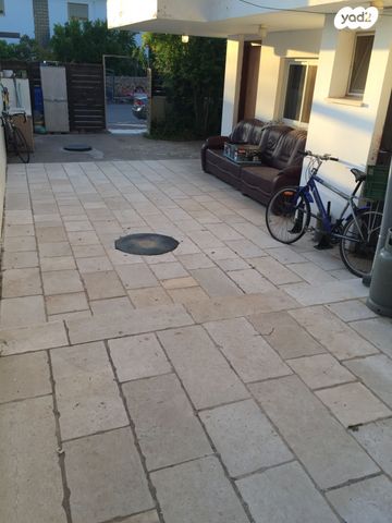 יחידת דיור, שדרות עמק חפר 85, בת חפר, בת חפר