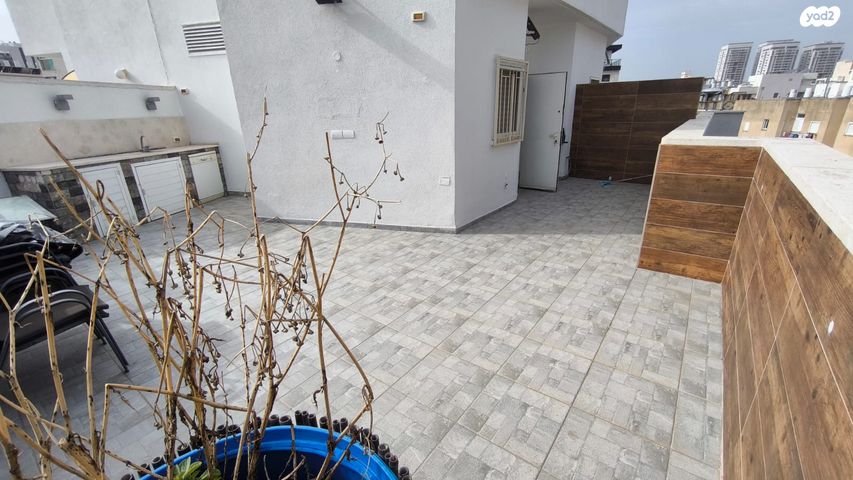 דירה, מתתיהו הכהן 10, צפון מזרח מרכז העיר, נתניה