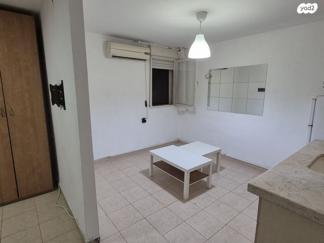 דירה, גדליהו 23, נווה שאנן, חיפה