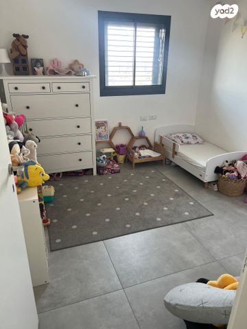 דירה, יצחק נבון 19, נאות אריאל שרון, קרית אונו