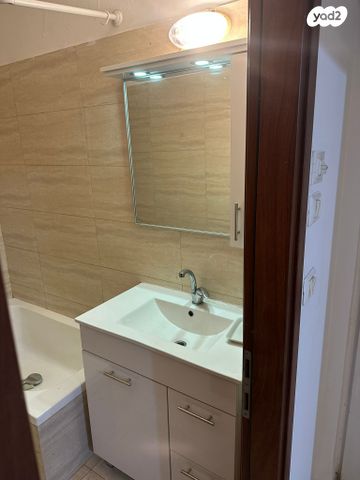 דירה, השיירות 8, קרית שלום, תל אביב יפו