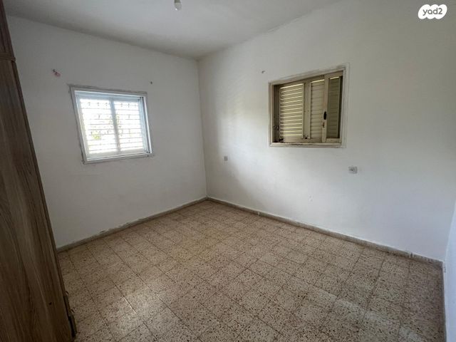 דירה, מנוחה ונחלה 6, ג' / מרכז מזרח העיר, רחובות