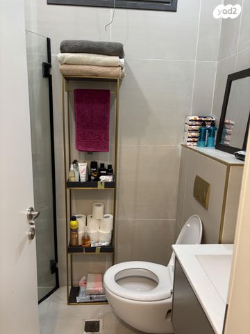 דירה, נחלת בנימין 151, פלורנטין, תל אביב יפו