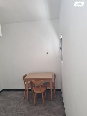 דירה, חומה ומגדל 50, מרכז, קרית עבודה, חולון