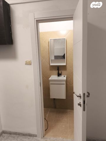 דירה, יהודה הלוי 11, קרית ים ג', קרית ים