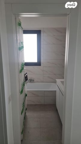 דירה, שיר השירים 7, גן יבנה מערב, גן יבנה