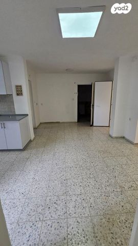 דירת גן, השליו 410, גילה, ירושלים