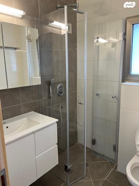 דירה, עוזי חיטמן 6, משכנות האומנים, קרית מוצקין