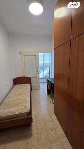 דירה, ז'בוטינסקי 38, ארלוזורוב, גבעתיים