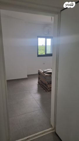 דירה, שיר השירים 7, גן יבנה מערב, גן יבנה