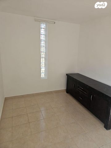 דירה, בר כוכבא 539, אליהו הנביא, ירוחם