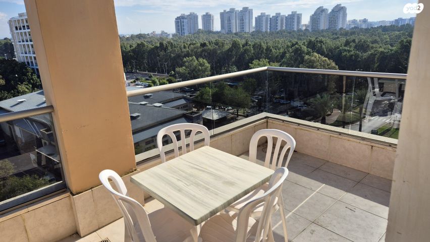 דירה, דרך דגניה 48, קרית השרון, נתניה