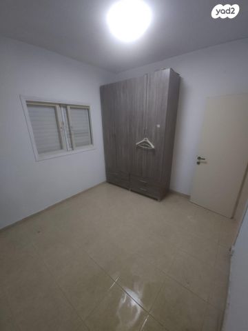 דירה, יהודה לייב פינסקר 40, רמב"ם, ראשון לציון