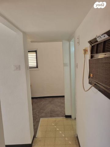 דירה, חומה ומגדל 50, מרכז, קרית עבודה, חולון