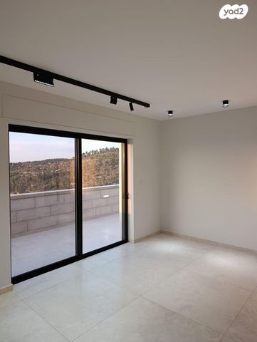 יחידת דיור, המצפה 34, אבו גוש, אבו גוש