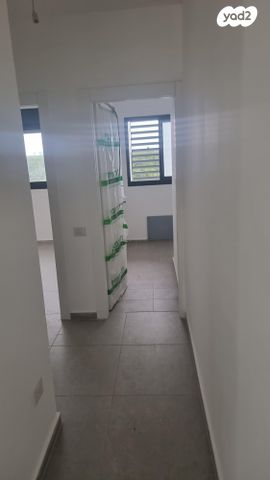 דירה, שיר השירים 7, גן יבנה מערב, גן יבנה