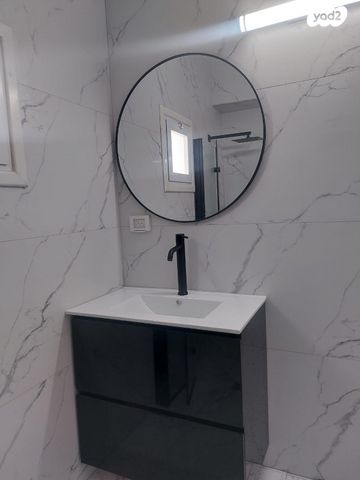 דירה, האצ"ל 8, רובע א', אשדוד