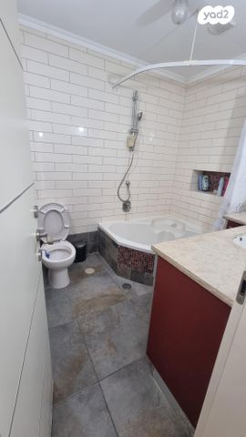 יחידת דיור, השקד 101, זכריה, זכריה