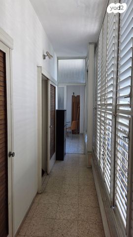 דירה, ז'בוטינסקי 38, ארלוזורוב, גבעתיים