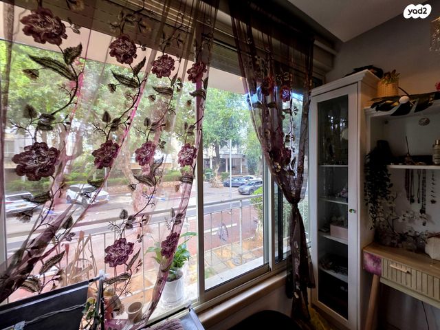 דירה, השרון 1, רסקו א', חולון