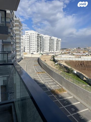 דירה, הגפן 1, כרמי הנדיב, אחוזת רוטנר, קרית מלאכי