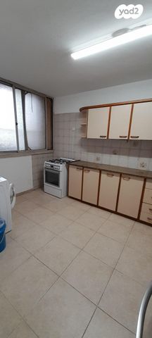 דירה, רחבת צפת 14, שכונה ט', באר שבע