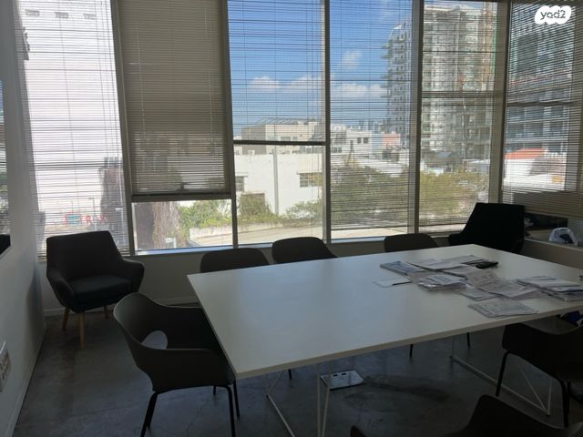 דרך קיבוץ גלויות 47