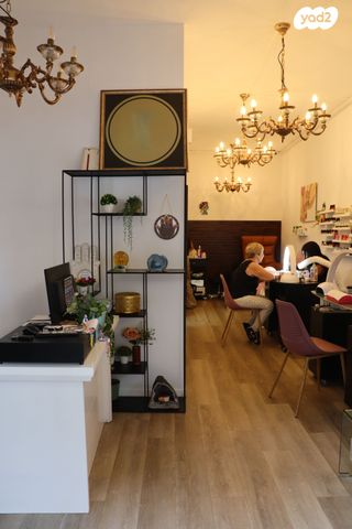 חנויות/ שטח מסחרי, הרצל 55, מרכז, כפר סבא