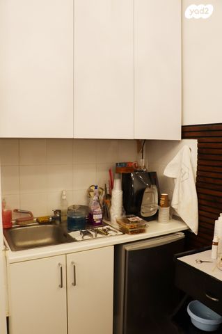 חנויות/ שטח מסחרי, הרצל 55, מרכז, כפר סבא