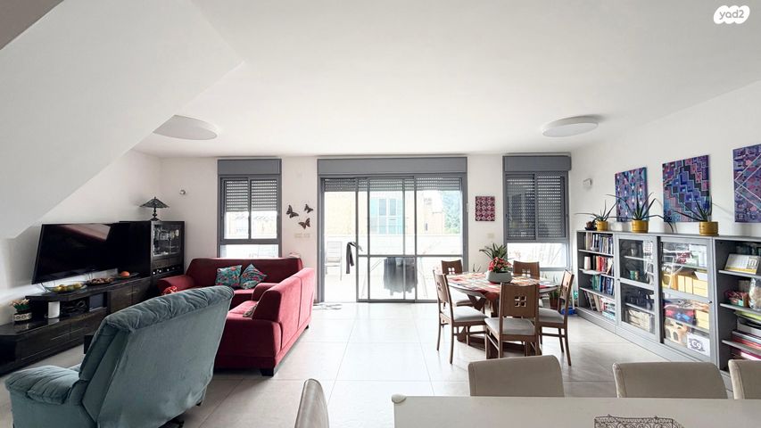 לוין אפשטיין 19