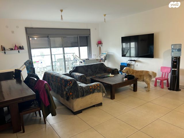 דירה, יגאל ידין 9, המגינים, מודיעין מכבים רעות